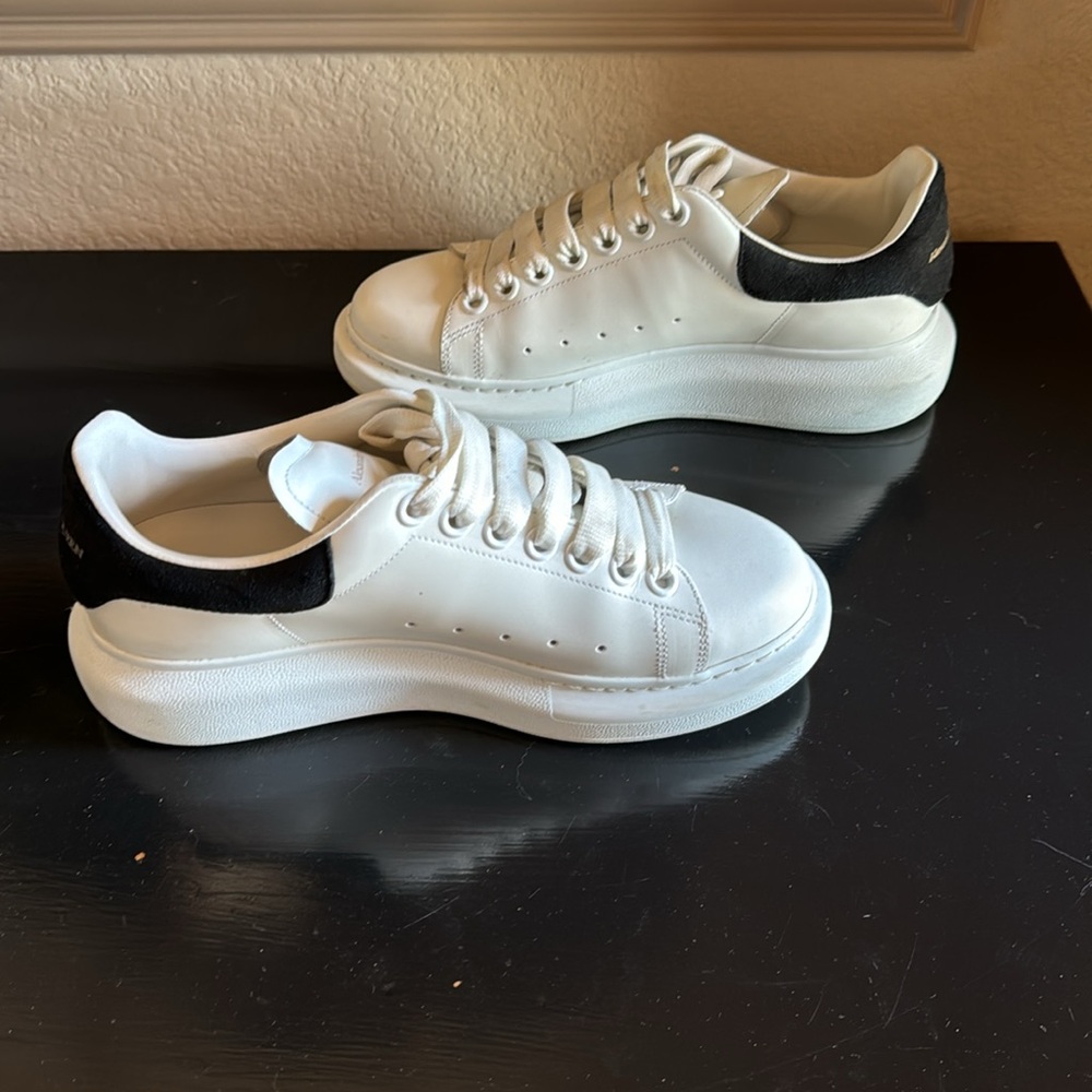 Alexander McQueen sneakers - Picture 4 of 6